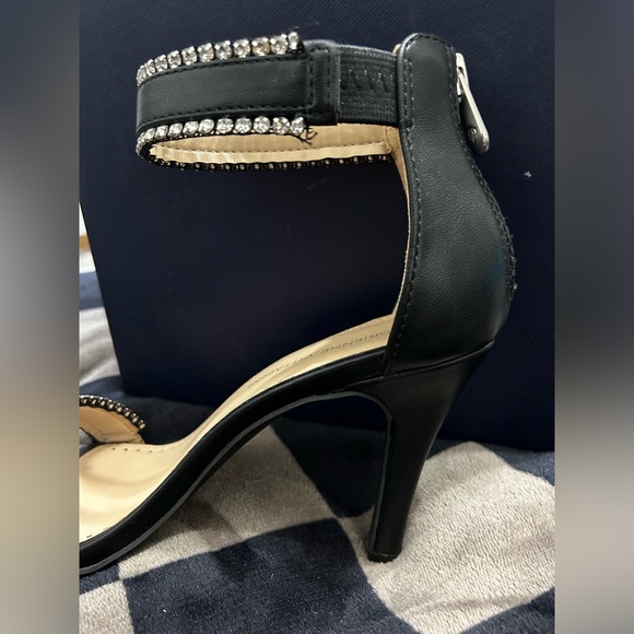 ADRIENNE VITTADINI High Heels - Picture 6 of 8